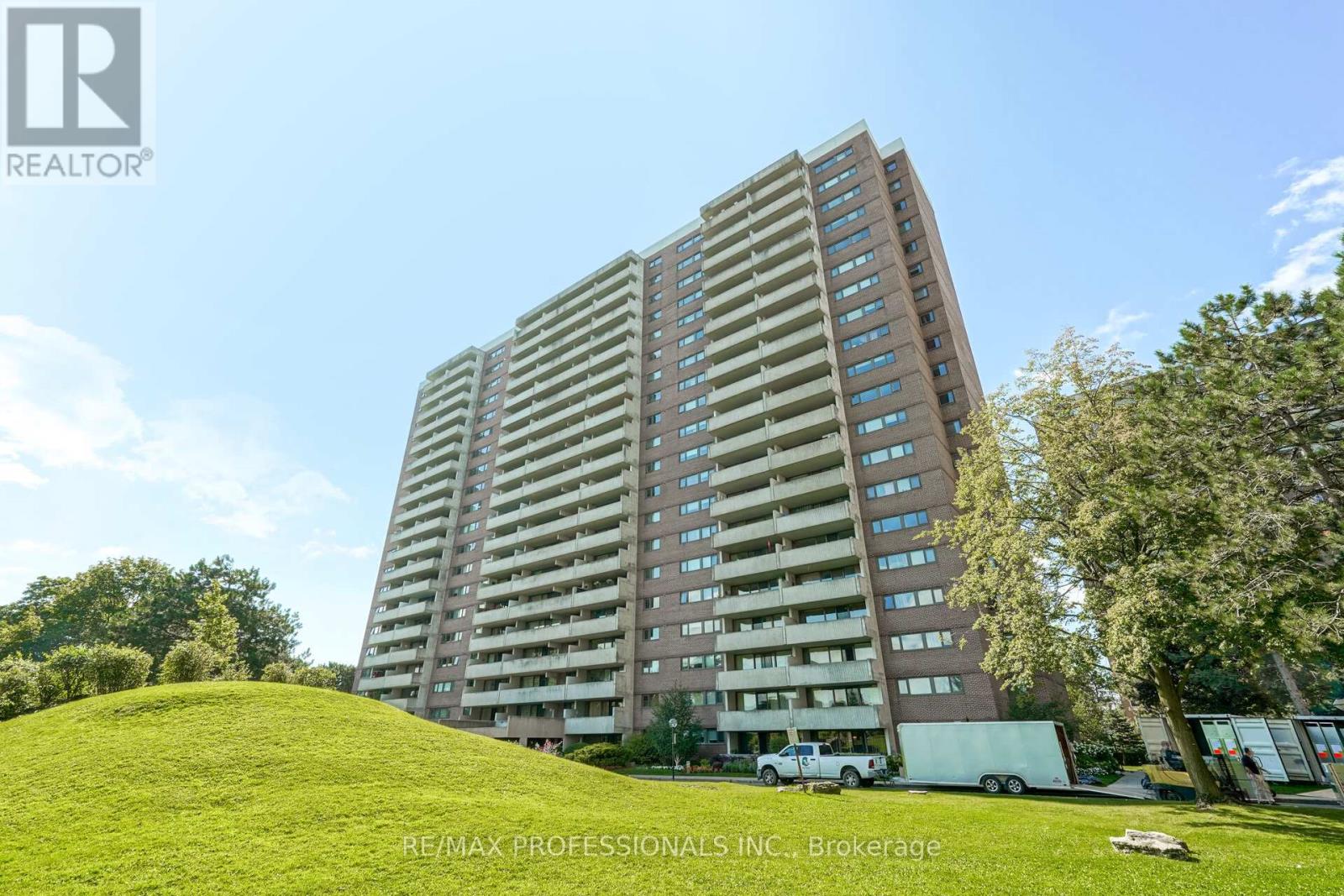 1907 - 250 SCARLETT ROAD, Toronto, Ontario
