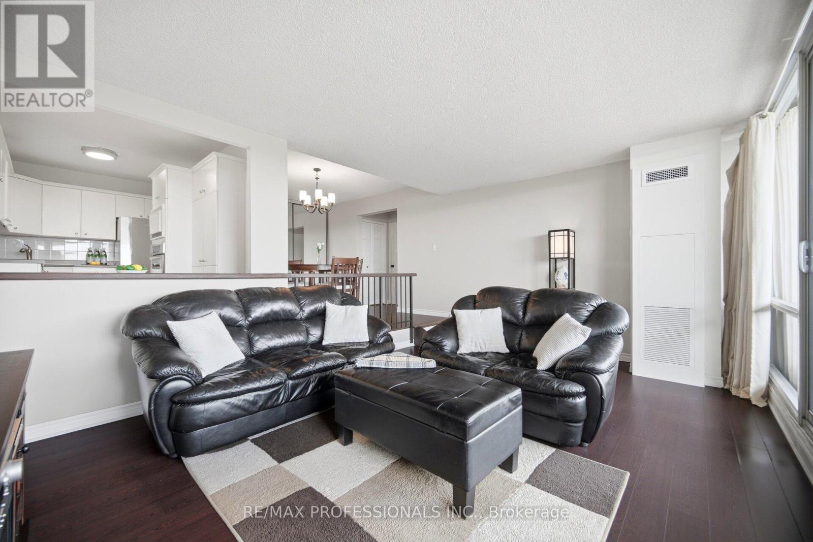 1907 - 250 Scarlett Road, Toronto, Ontario  M6N 4X5 - Photo 16 - W13453316