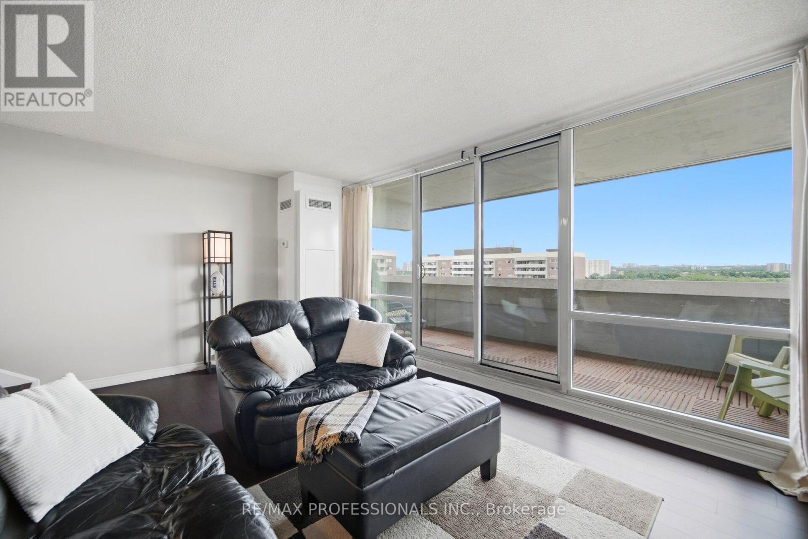 1907 - 250 Scarlett Road, Toronto, Ontario  M6N 4X5 - Photo 17 - W13453316