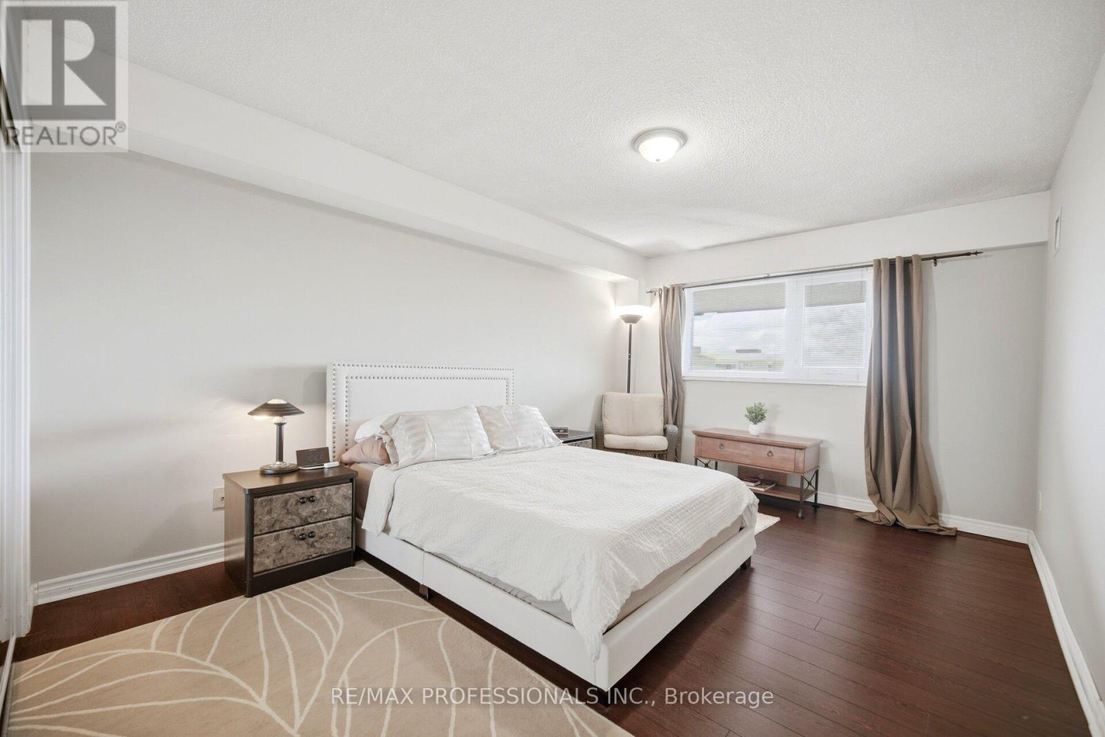 1907 - 250 Scarlett Road, Toronto, Ontario  M6N 4X5 - Photo 24 - W13453316