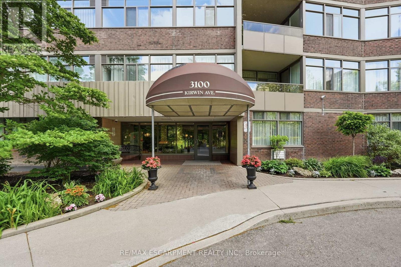 206 - 3100 KIRWIN AVENUE, Mississauga, Ontario