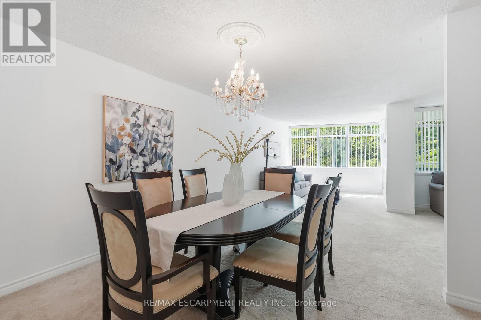 206 - 3100 Kirwin Avenue, Mississauga, Ontario L5A 3S6 - Photo 3 - W13453318