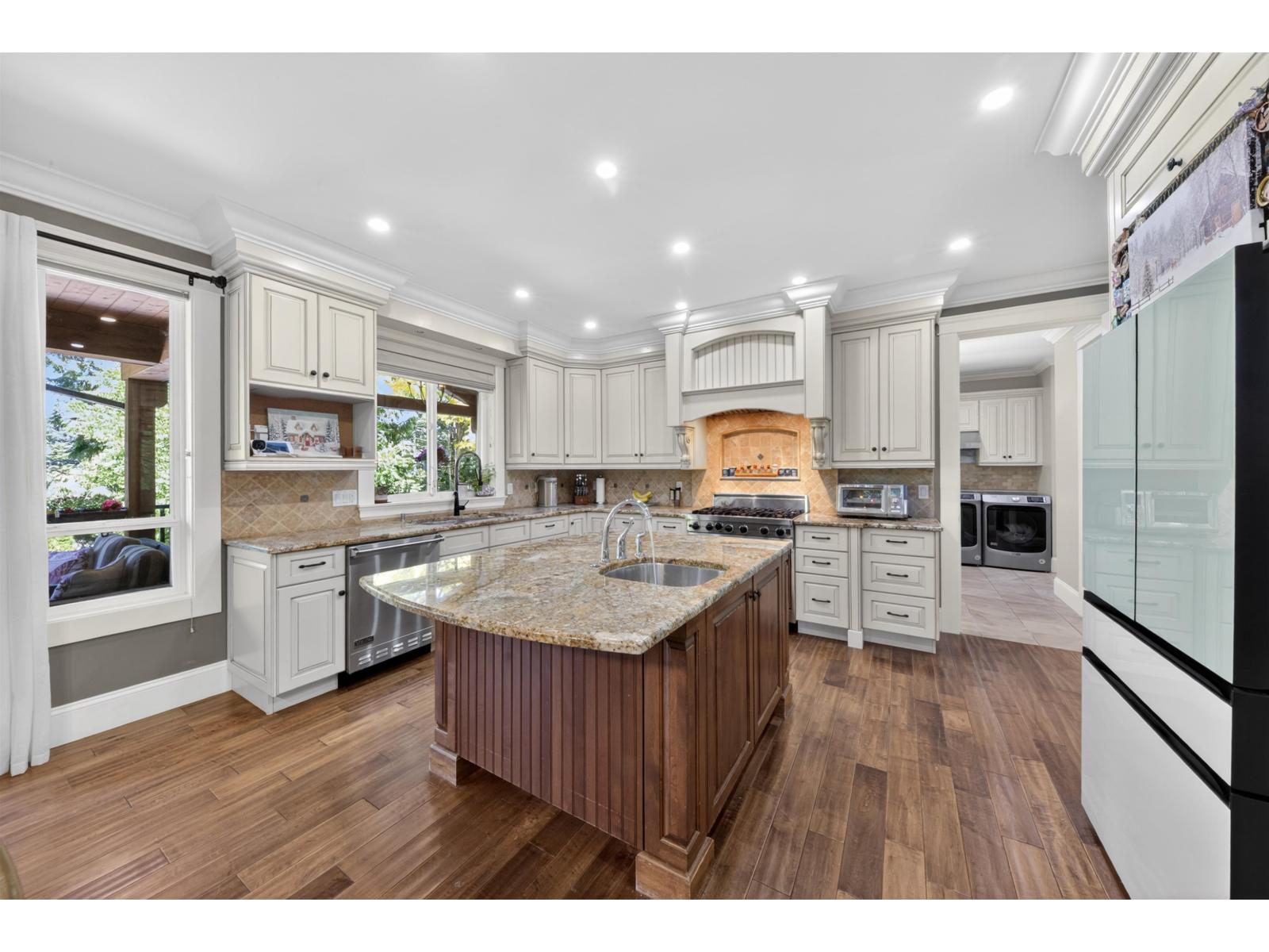 14057 28 Avenue, Surrey, British Columbia  V4P 0A3 - Photo 8 - R3135970