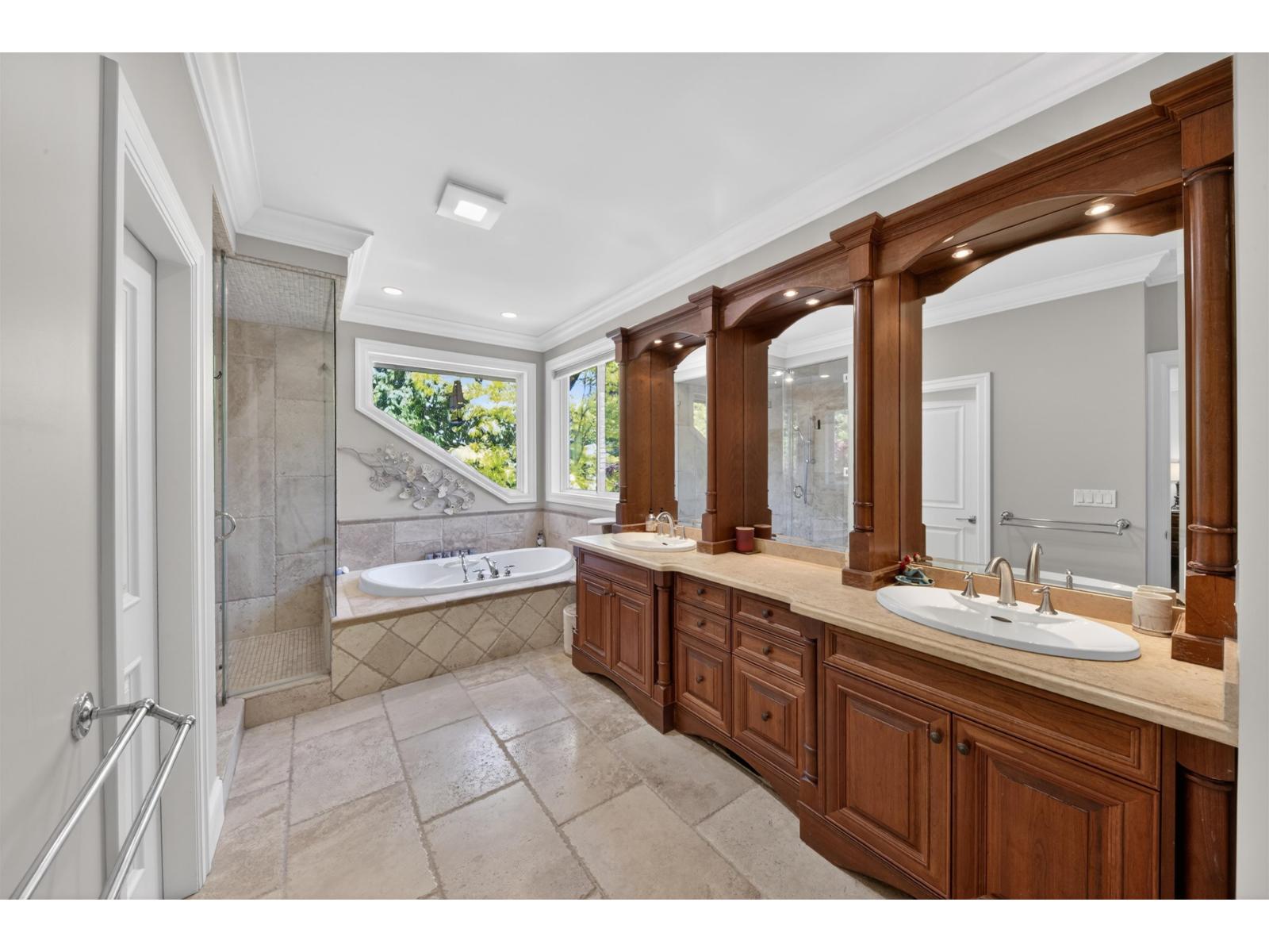 14057 28 Avenue, Surrey, British Columbia  V4P 0A3 - Photo 19 - R3135970
