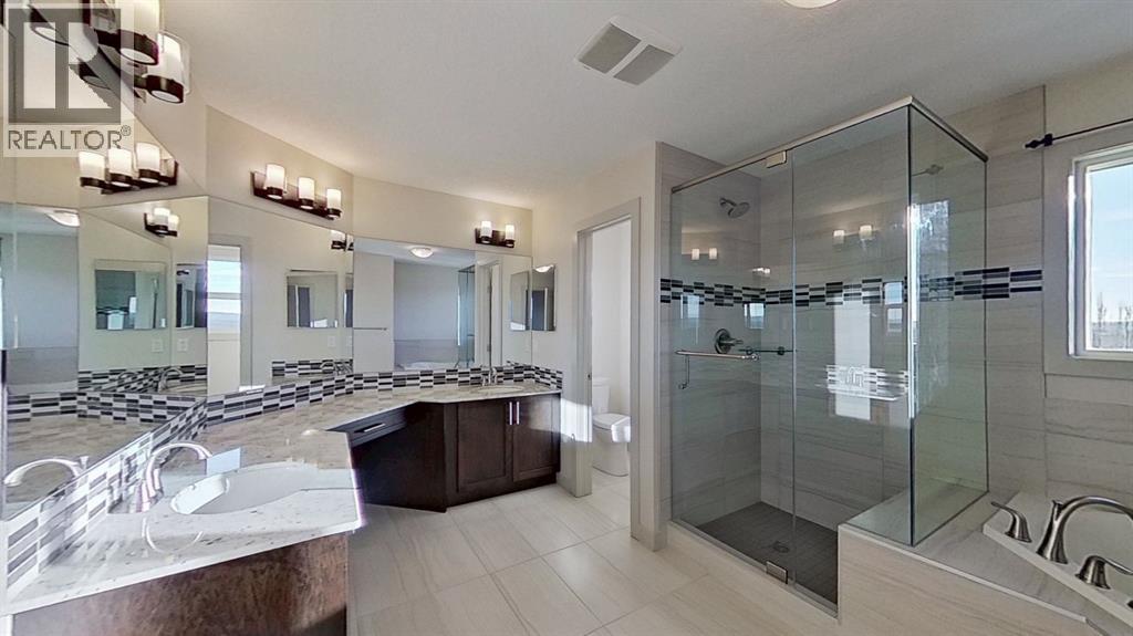 78 Cranarch View Se, Calgary, Alberta  T3M 2J3 - Photo 24 - A2320288
