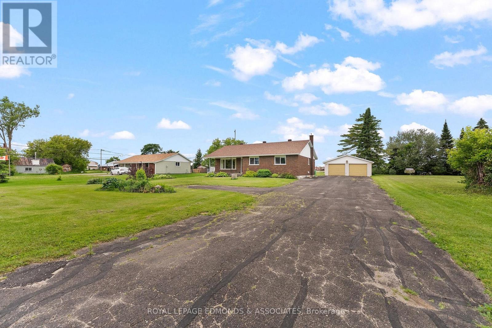 13 Lacroix Bay Road, Whitewater Region, Ontario  K0J 2L0 - Photo 43 - X13453362
