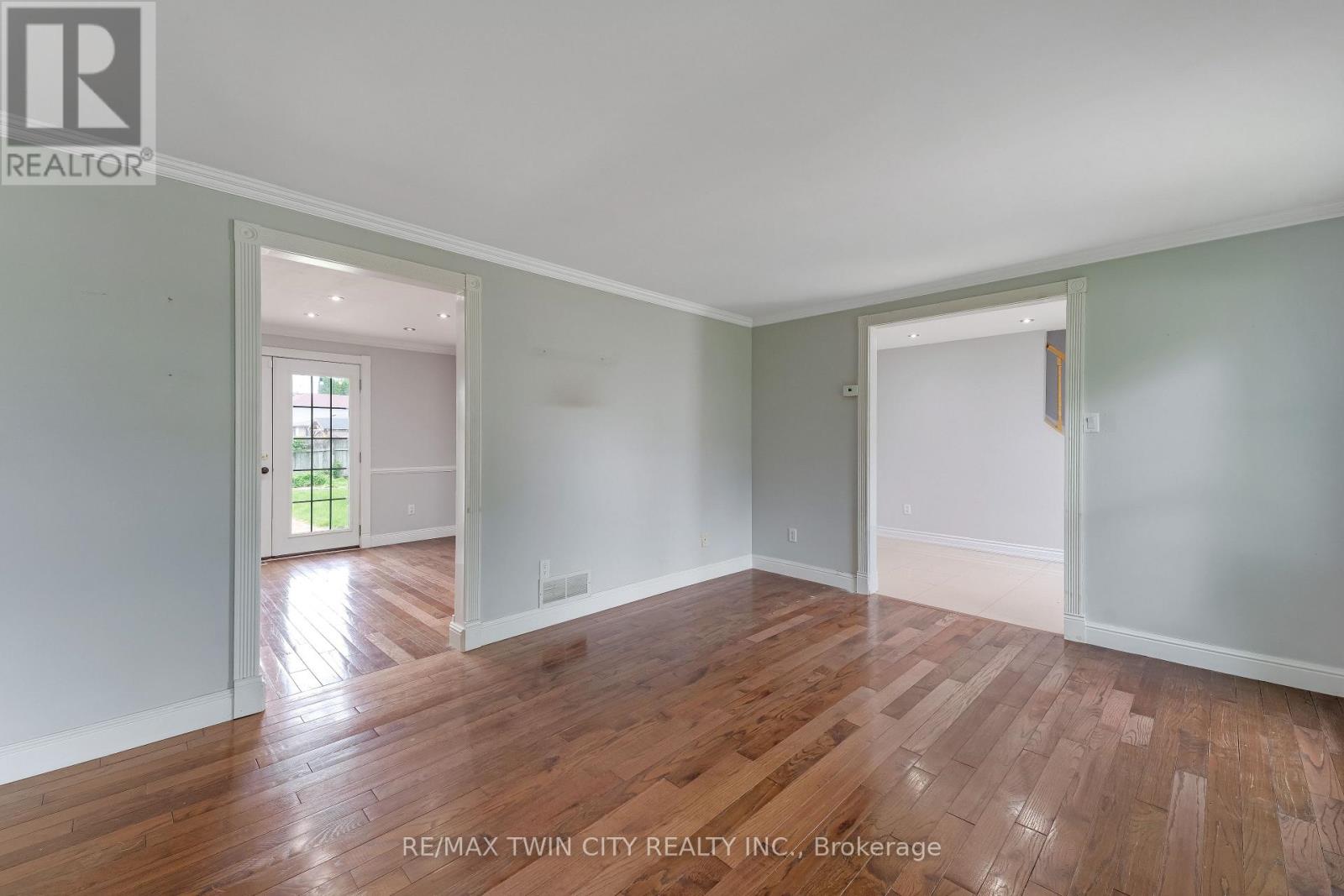 80 Hubert Street, Cambridge, Ontario  N3C 3T6 - Photo 8 - X13453154