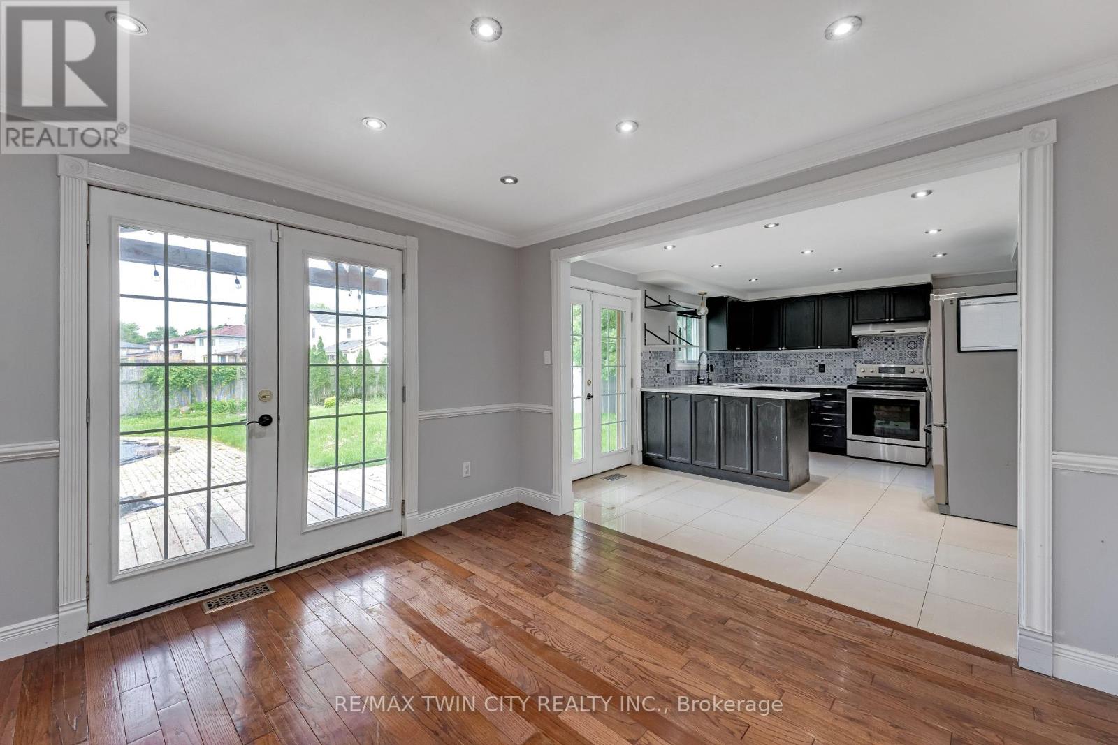 80 Hubert Street, Cambridge, Ontario  N3C 3T6 - Photo 9 - X13453154