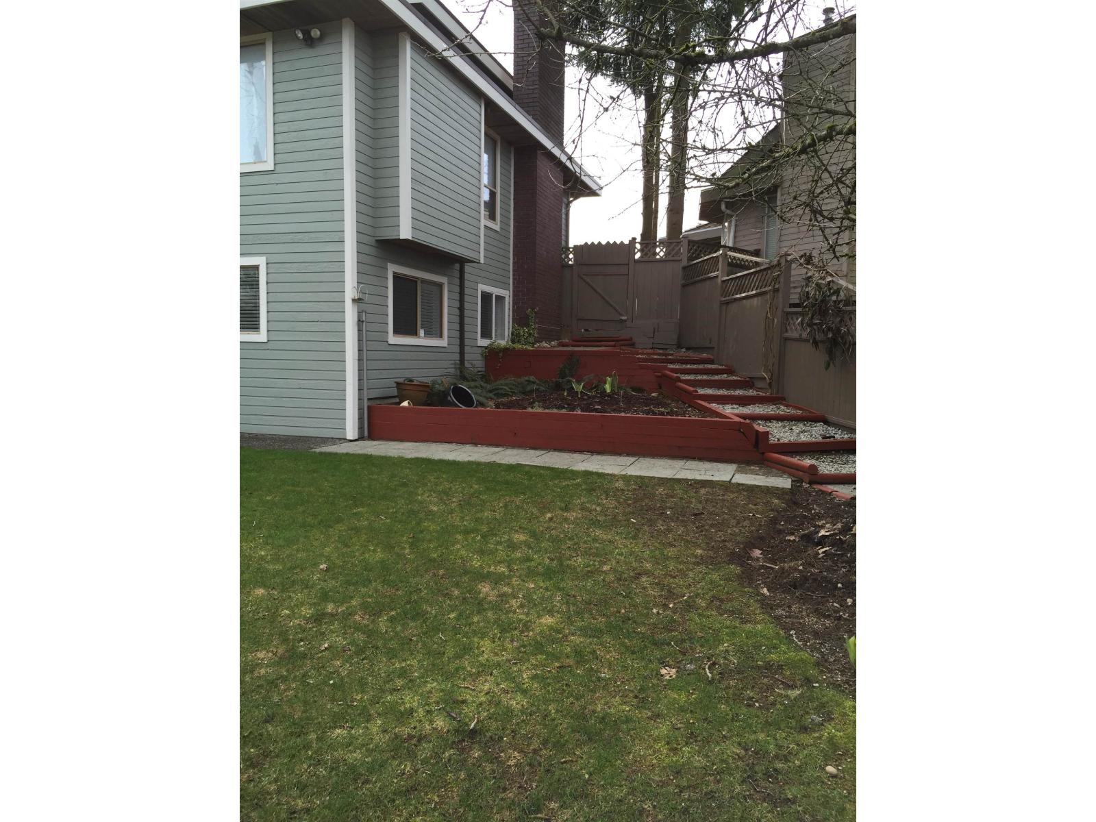Upper 16375 Middleglen Place, Surrey, British Columbia  V4N 1X7 - Photo 15 - R3136719