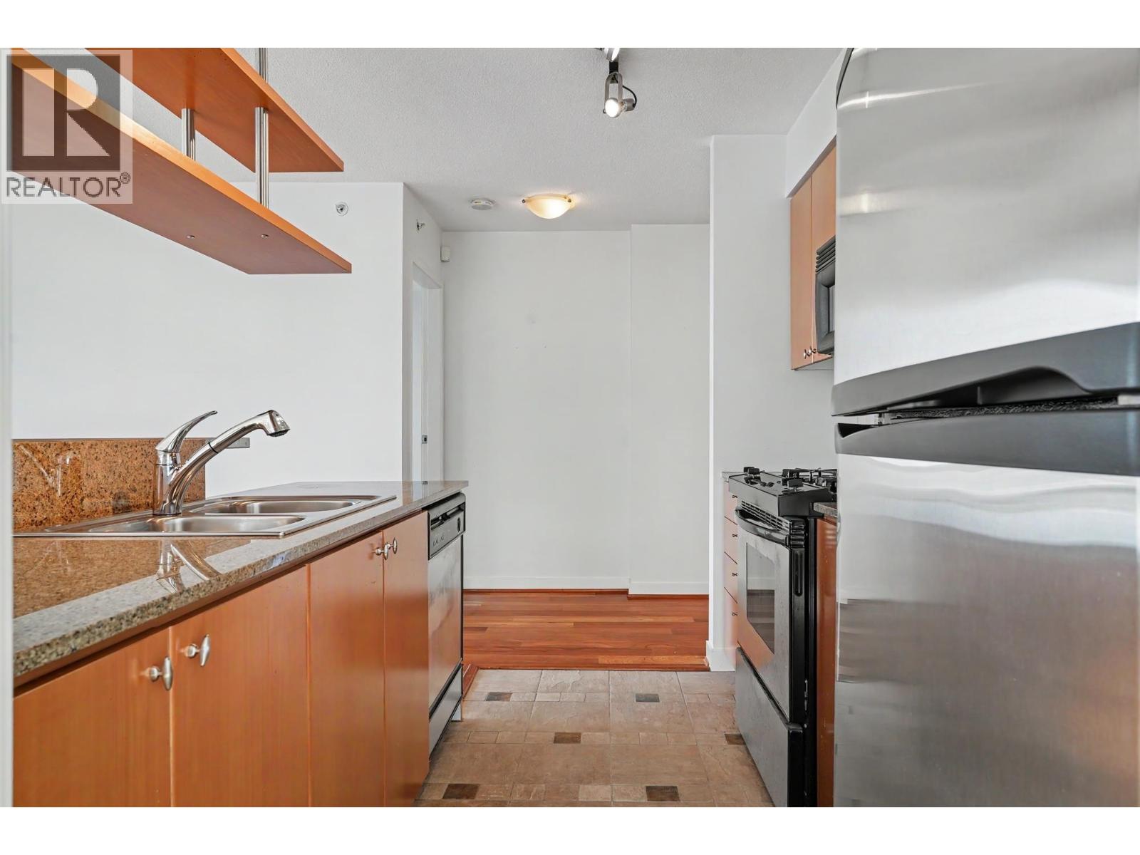 2302 1438 Richards Street, Vancouver, British Columbia  V6Z 3B8 - Photo 11 - R3136675