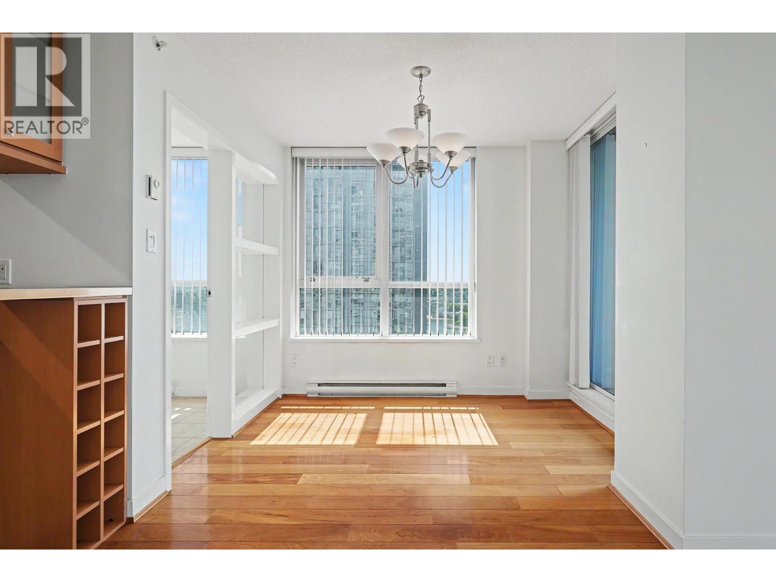 2302 1438 Richards Street, Vancouver, British Columbia  V6Z 3B8 - Photo 5 - R3136675