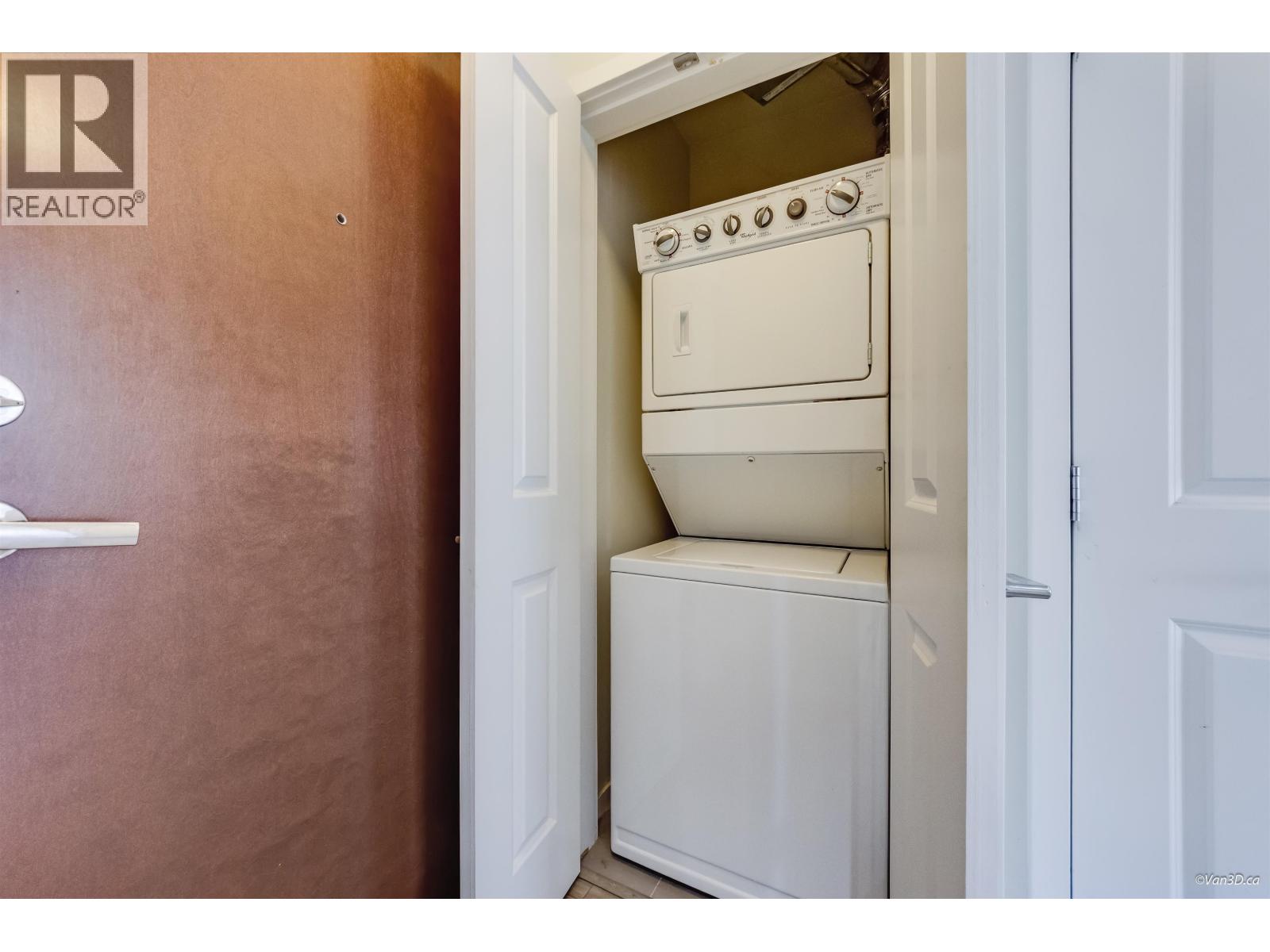 505 3102 Windsor Gate, Coquitlam, British Columbia  V3B 0J3 - Photo 7 - R3136664