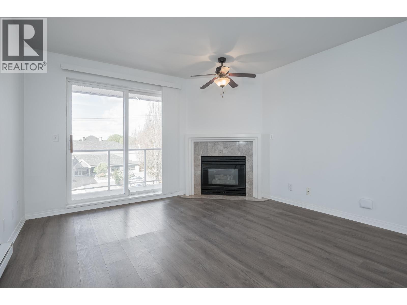 313 4768 53 Street, Delta, British Columbia  V4K 5B2 - Photo 4 - R3112539