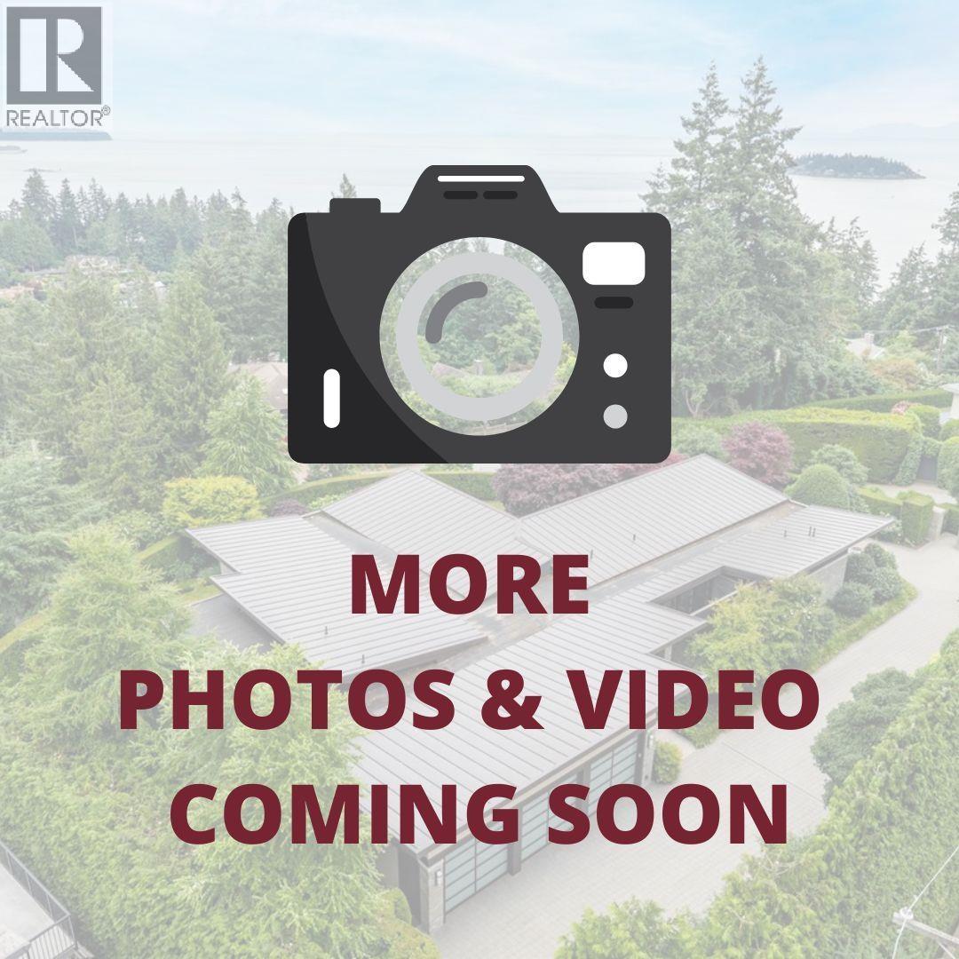 6210 Overstone Drive, West Vancouver, British Columbia  V7W 1X5 - Photo 2 - R3136709