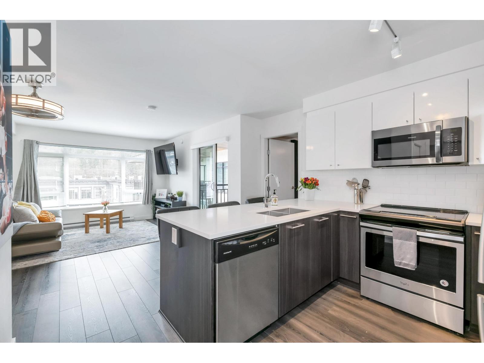 Listing image 9