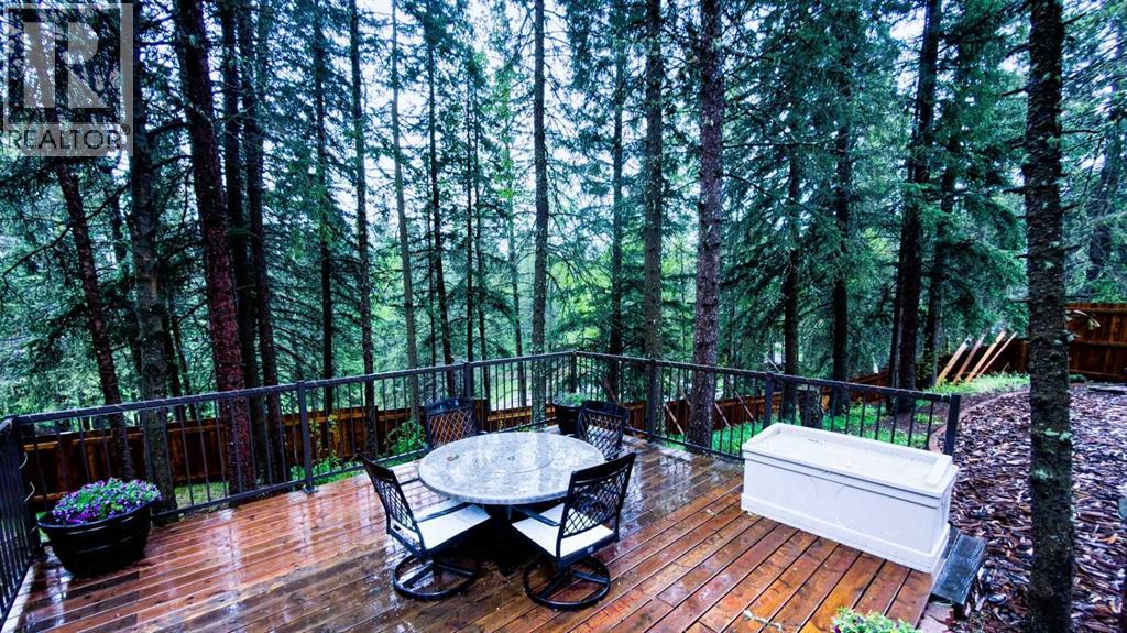 15 Echlin Court, Bragg Creek, Alberta  T0L 0K0 - Photo 32 - A2317140