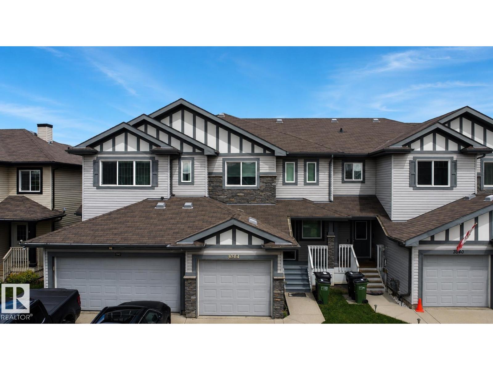 3044 16 AV NW, edmonton, Alberta