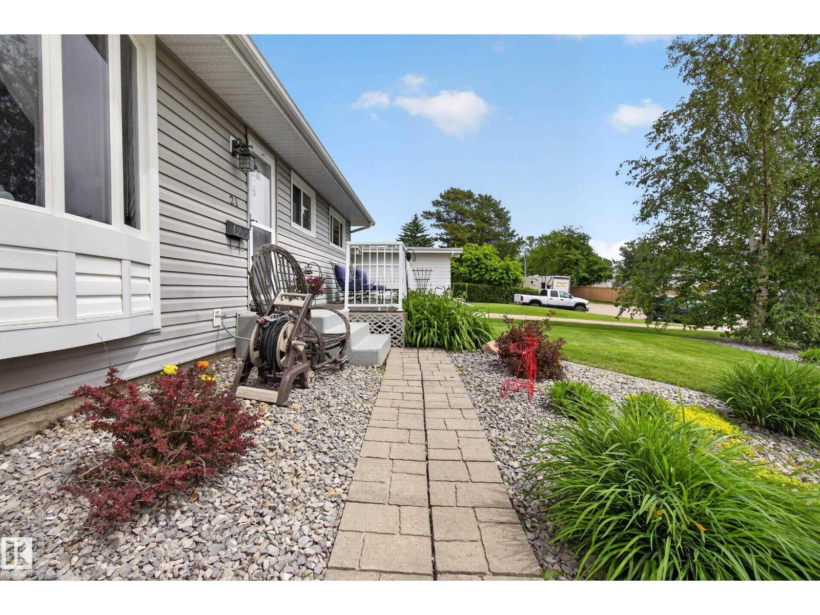 21 Milburn Cr, Sherwood Park, Alberta  T8A 0T9 - Photo 3 - E4493981