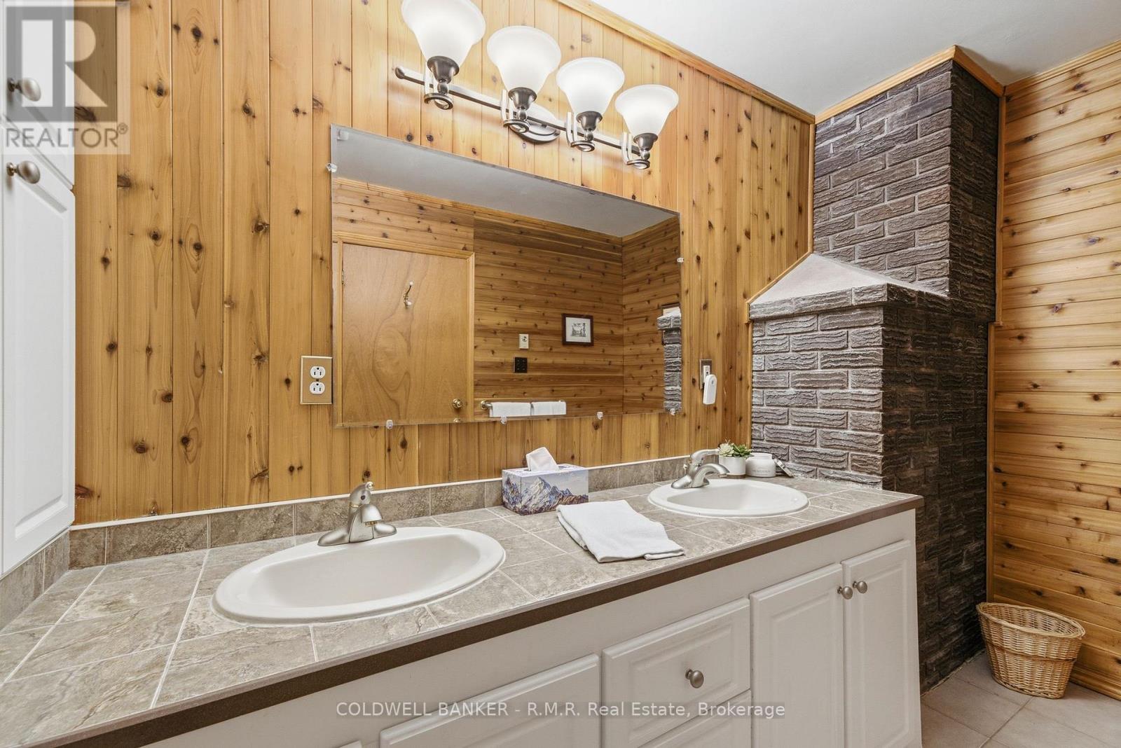 207 Hall Drive, Trent Lakes, Ontario  K0L 1J0 - Photo 35 - X13452456