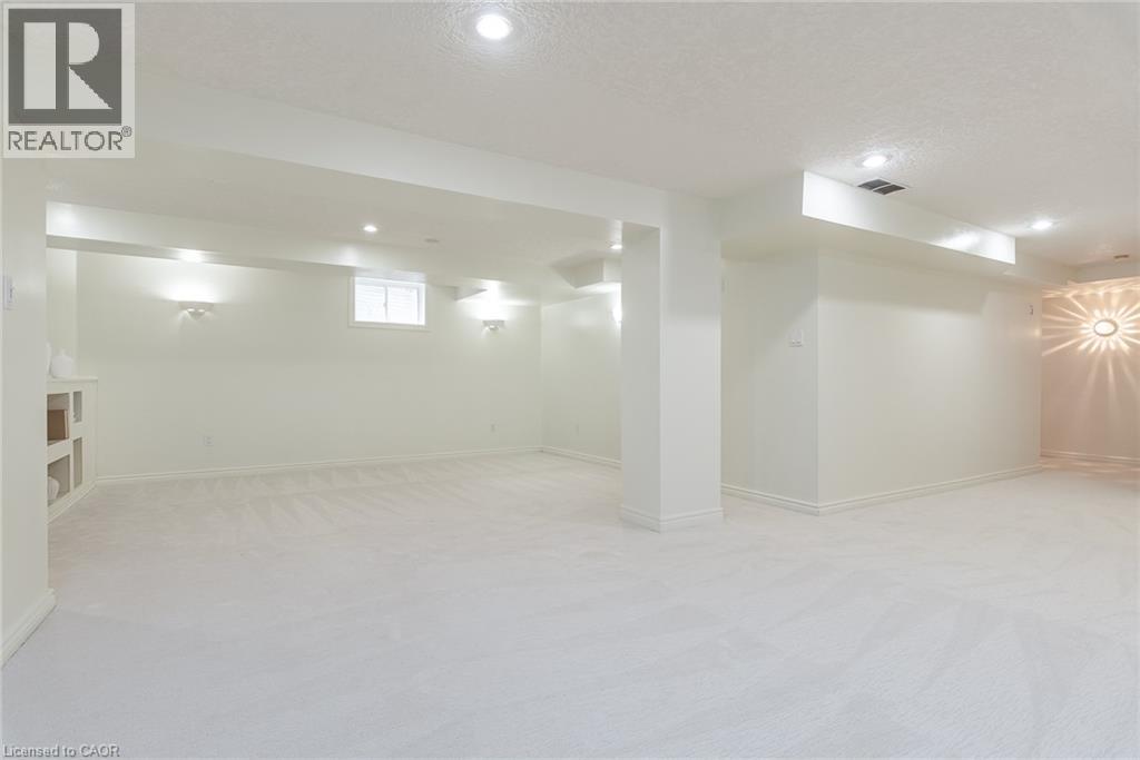 723 Brookmill Place, Waterloo, Ontario  N2V 2P1 - Photo 36 - 40840265