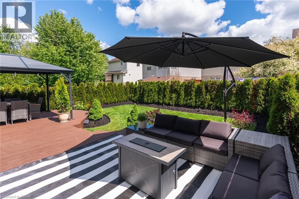 723 Brookmill Place, Waterloo, Ontario  N2V 2P1 - Photo 2 - 40840265