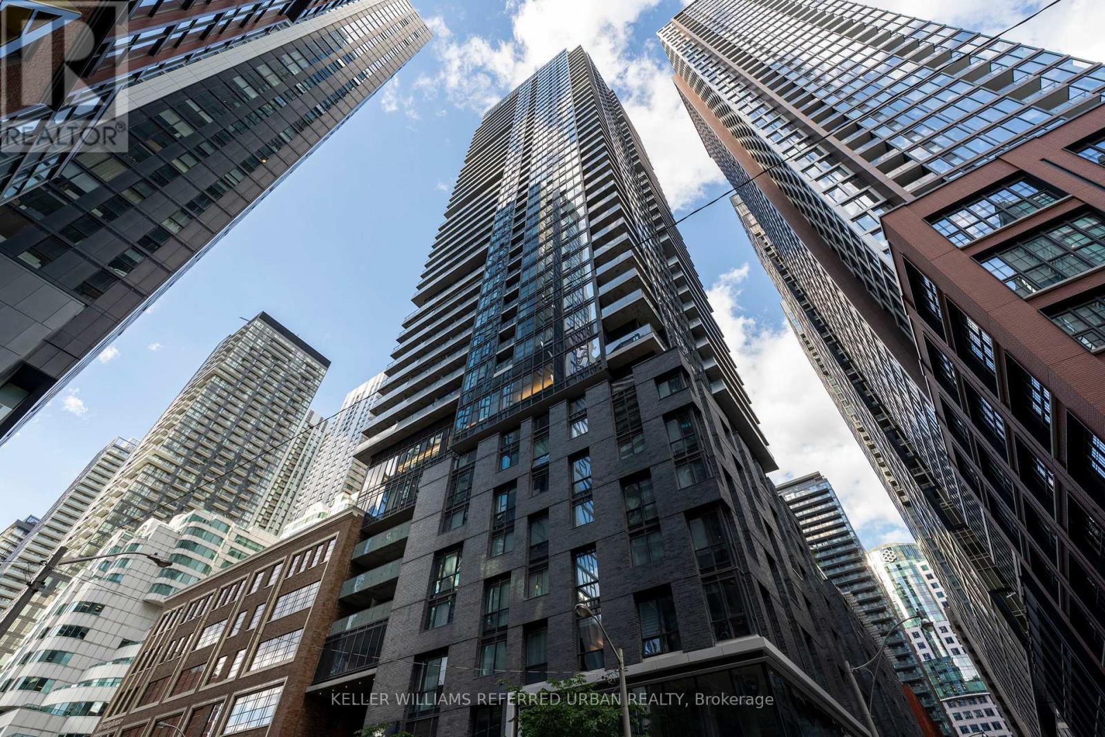 4707 - 125 BLUE JAYS WAY, Toronto, Ontario