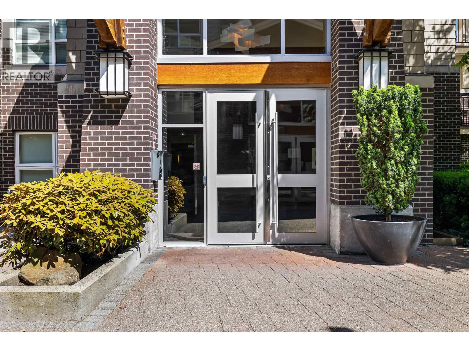 116 5775 Irmin Street, Burnaby, British Columbia  V5J 0C3 - Photo 3 - R3136692