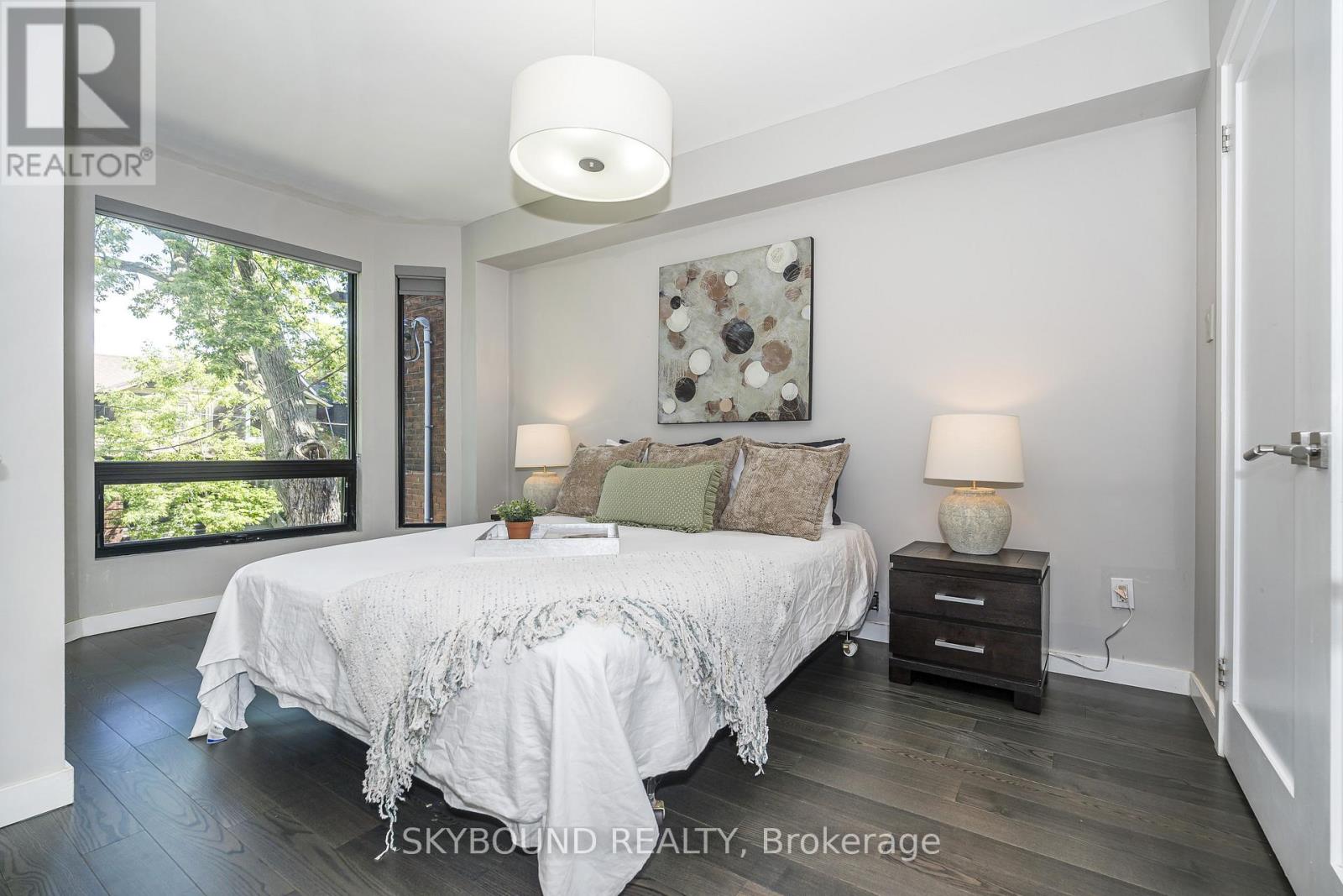 49 Victor Avenue, Toronto, Ontario  M4K 1A7 - Photo 16 - E13453346