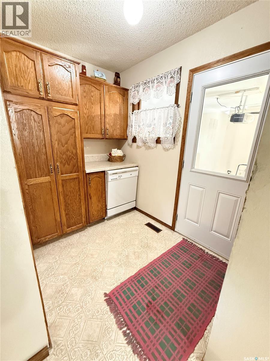 722 Washington Drive, Weyburn, Saskatchewan S4H 3C8 - Photo 22 - SK039660