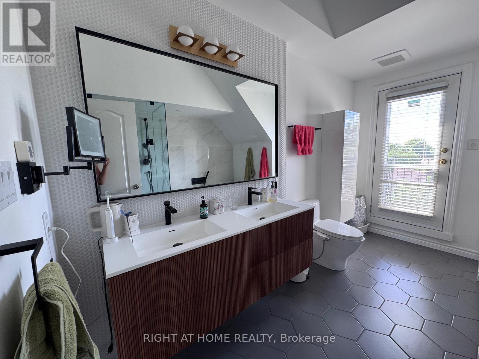 2 - 116 Evans Avenue, Toronto, Ontario  M8Z 6C5 - Photo 17 - W13453322
