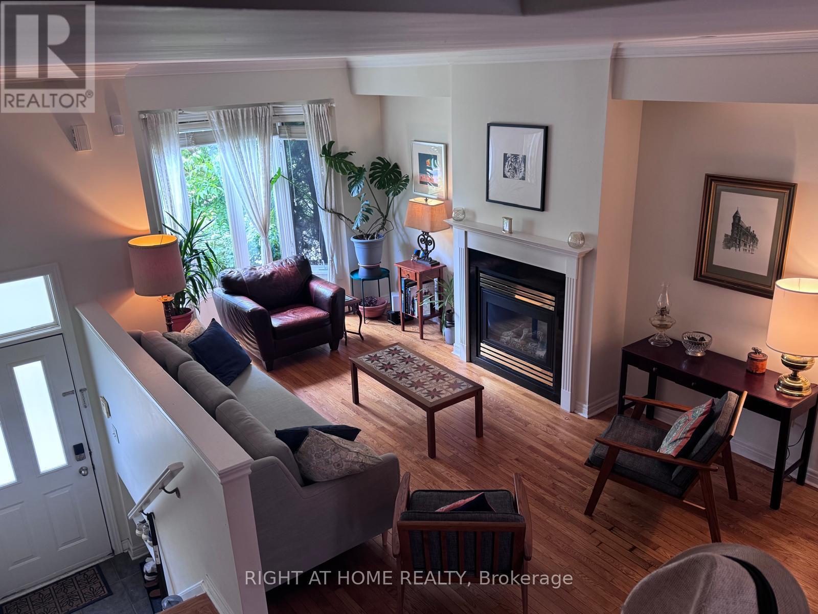 2 - 116 Evans Avenue, Toronto, Ontario  M8Z 6C5 - Photo 2 - W13453322