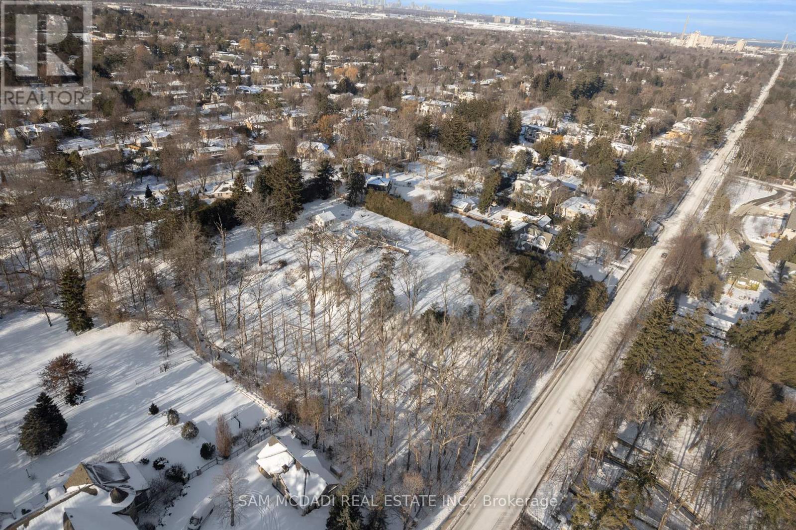 1475 Lakeshore Road E, Oakville, Ontario  L6J 1L9 - Photo 11 - W13453338