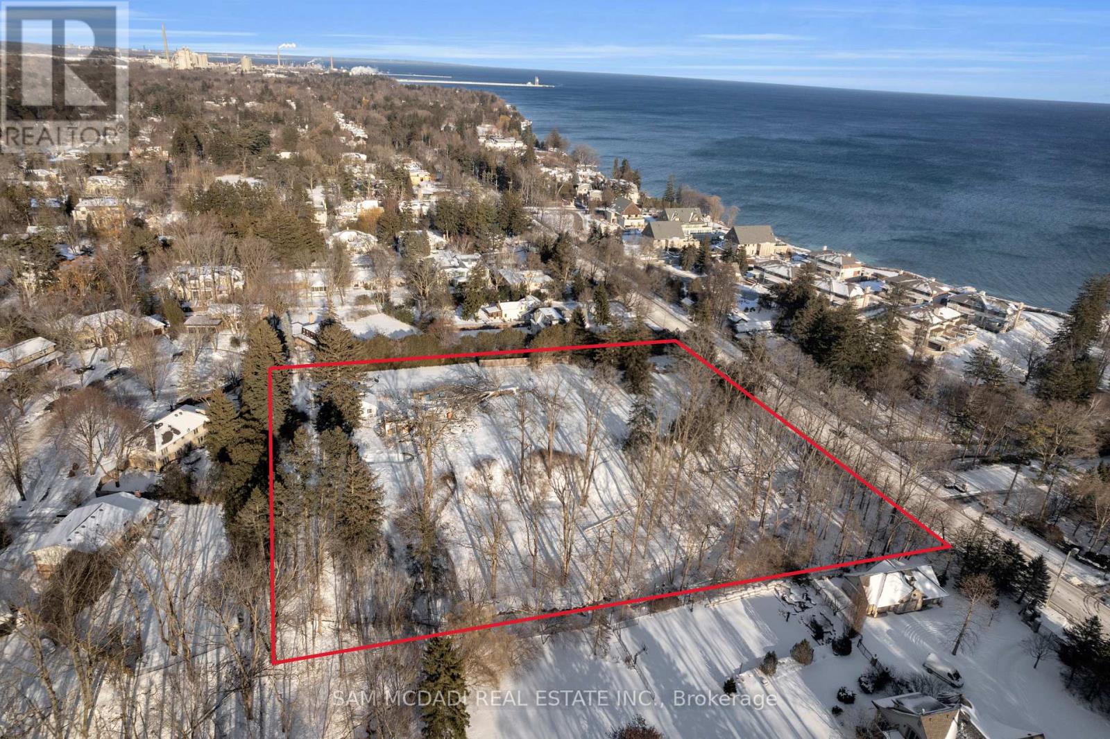 1475 Lakeshore Road E, Oakville, Ontario  L6J 1L9 - Photo 2 - W13453338