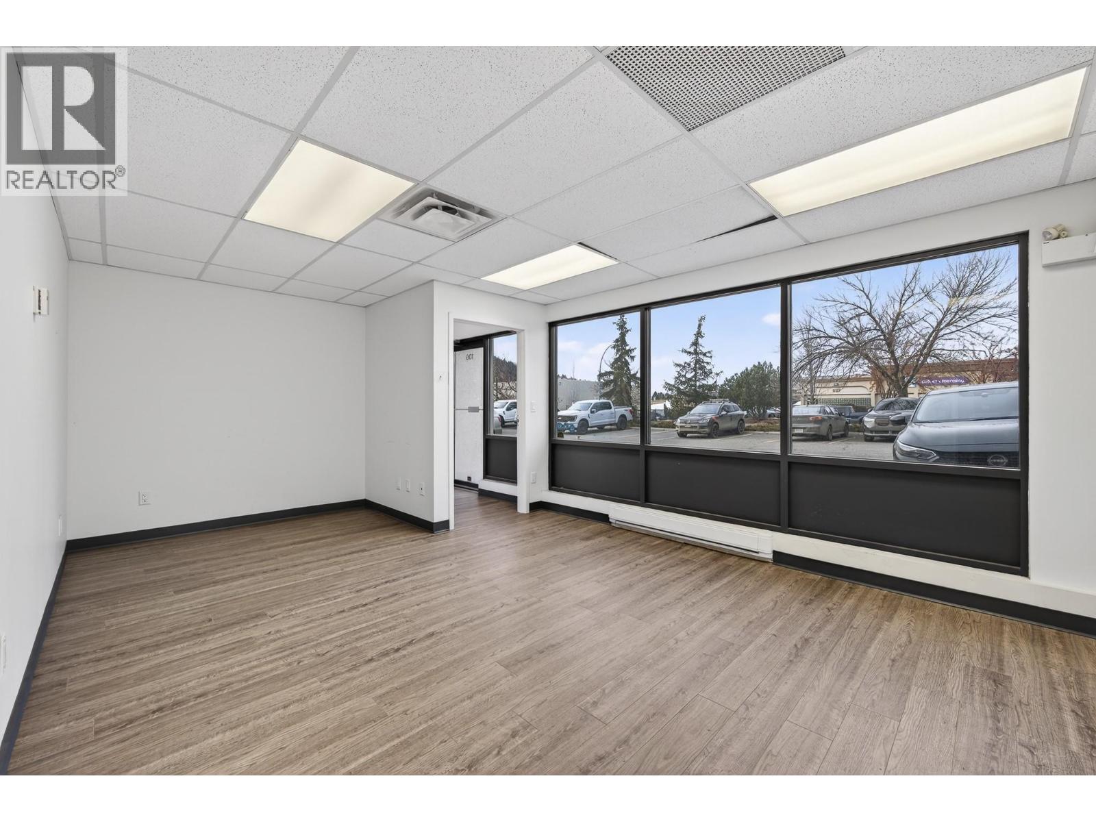 1383 Mcgill Road Unit# 106, Kamloops, British Columbia V2C 6K7 - Photo 3 - 10375595