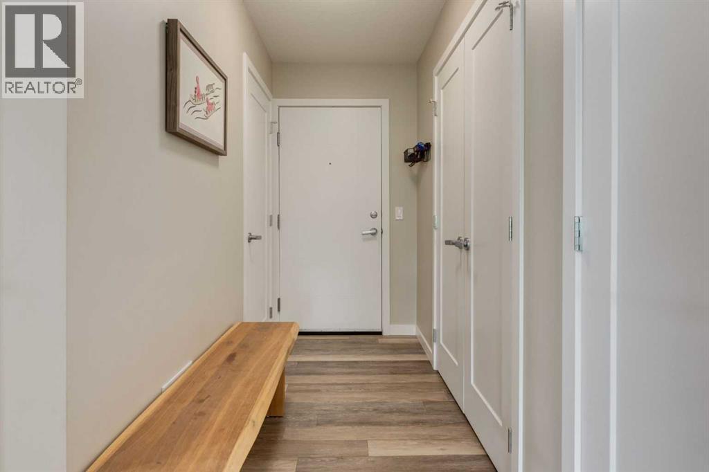 224, 8530 8a Avenue Sw, Calgary, Alberta  T3H 6A7 - Photo 3 - A2318460