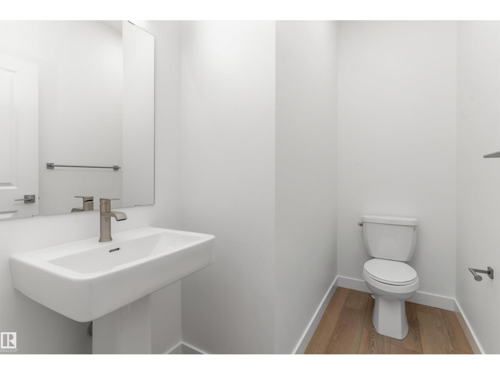 934 18 Av NW, Edmonton, Alberta  T6T 2X3 - Photo 4 - E4474744