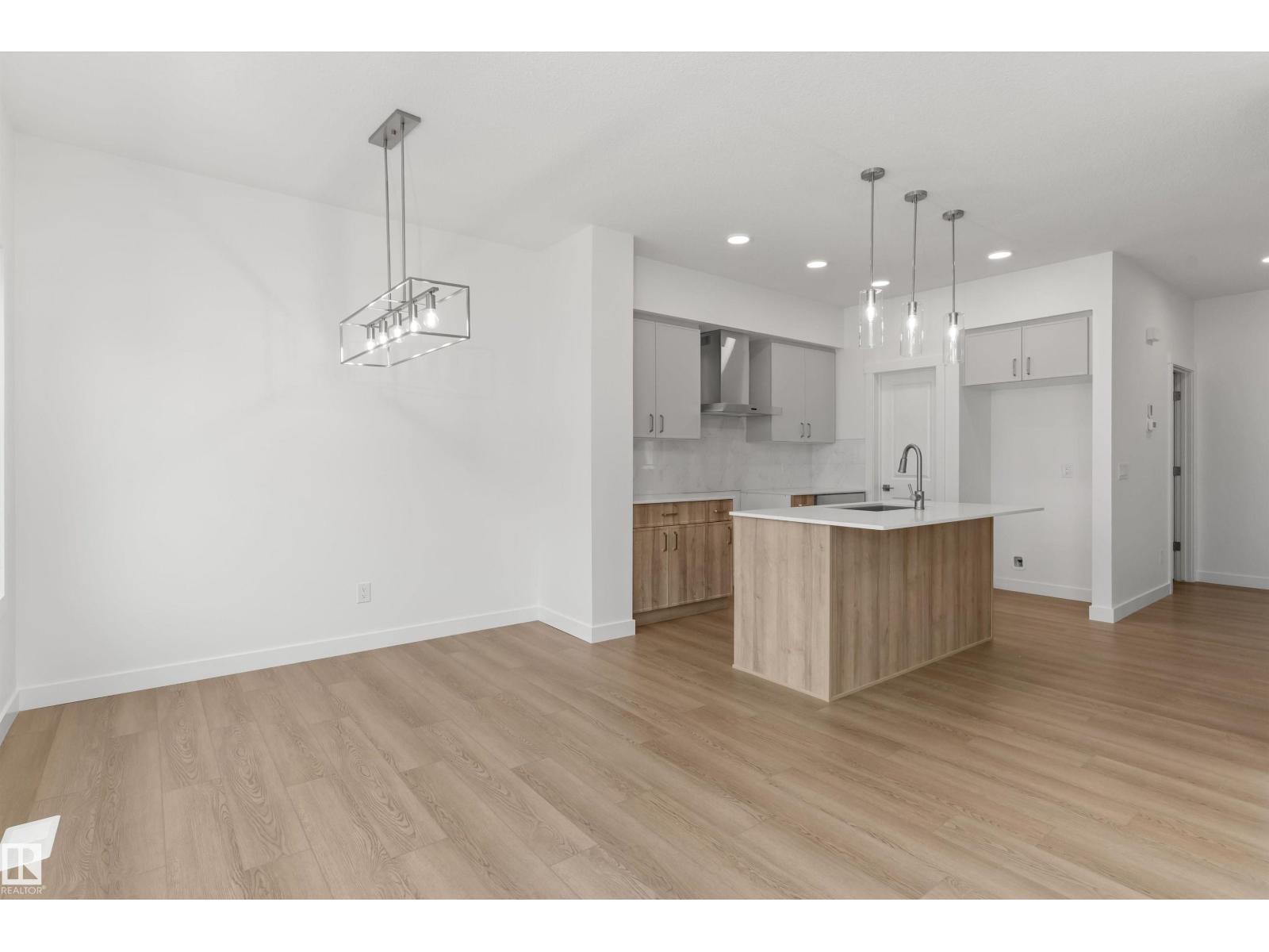934 18 Av NW, Edmonton, Alberta  T6T 2X3 - Photo 14 - E4474744