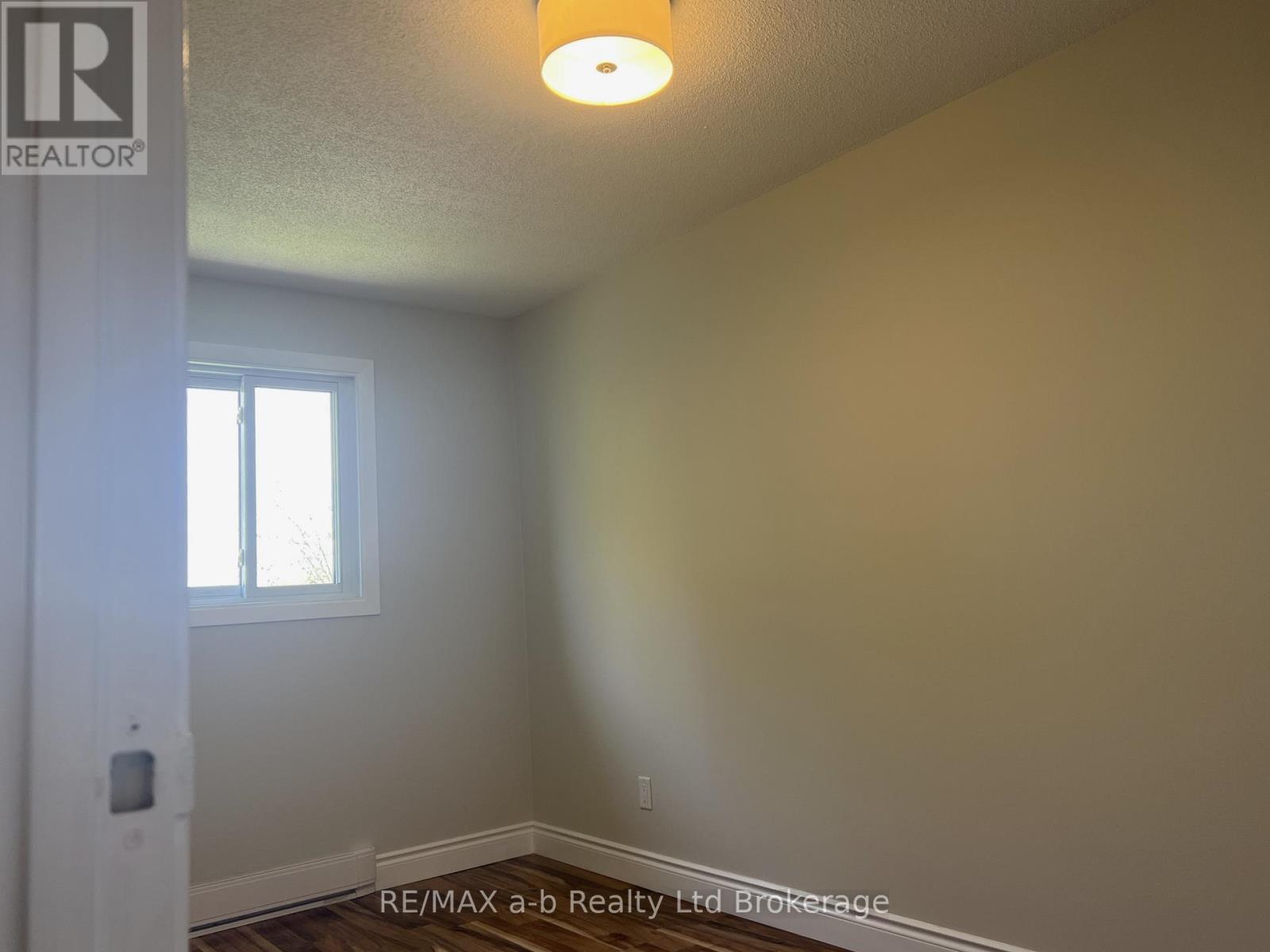 22 - 1115 Nellis Street, Woodstock, Ontario N4T 1P6 - Photo 22 - X13453460