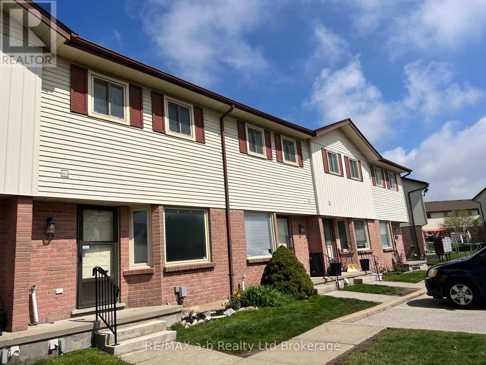 22 - 1115 Nellis Street, Woodstock, Ontario N4T 1P6 - Photo 3 - X13453460
