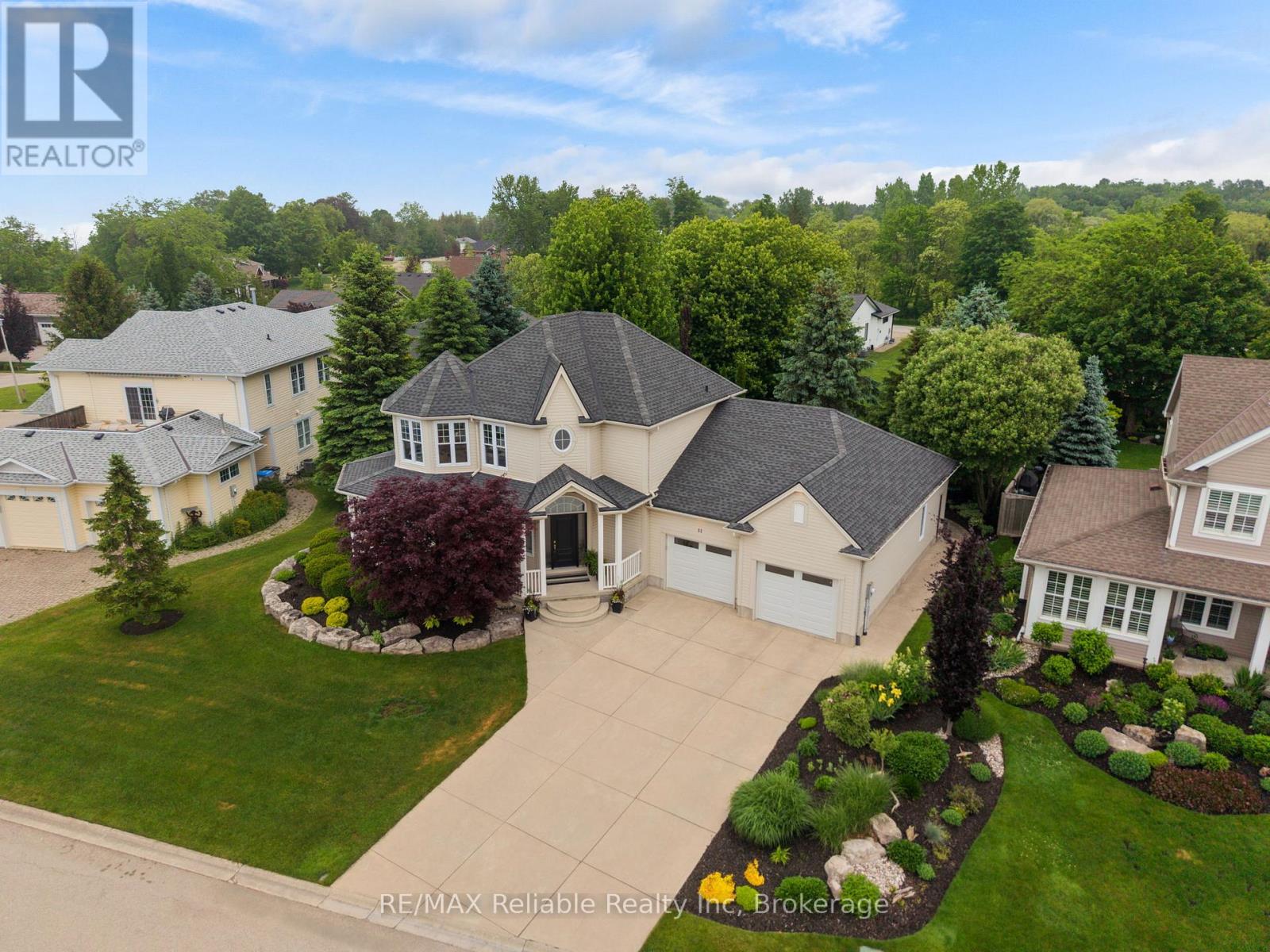 11 Harbour Court, Bluewater (Bayfield), Ontario  N0M 1G0 - Photo 3 - X13453476