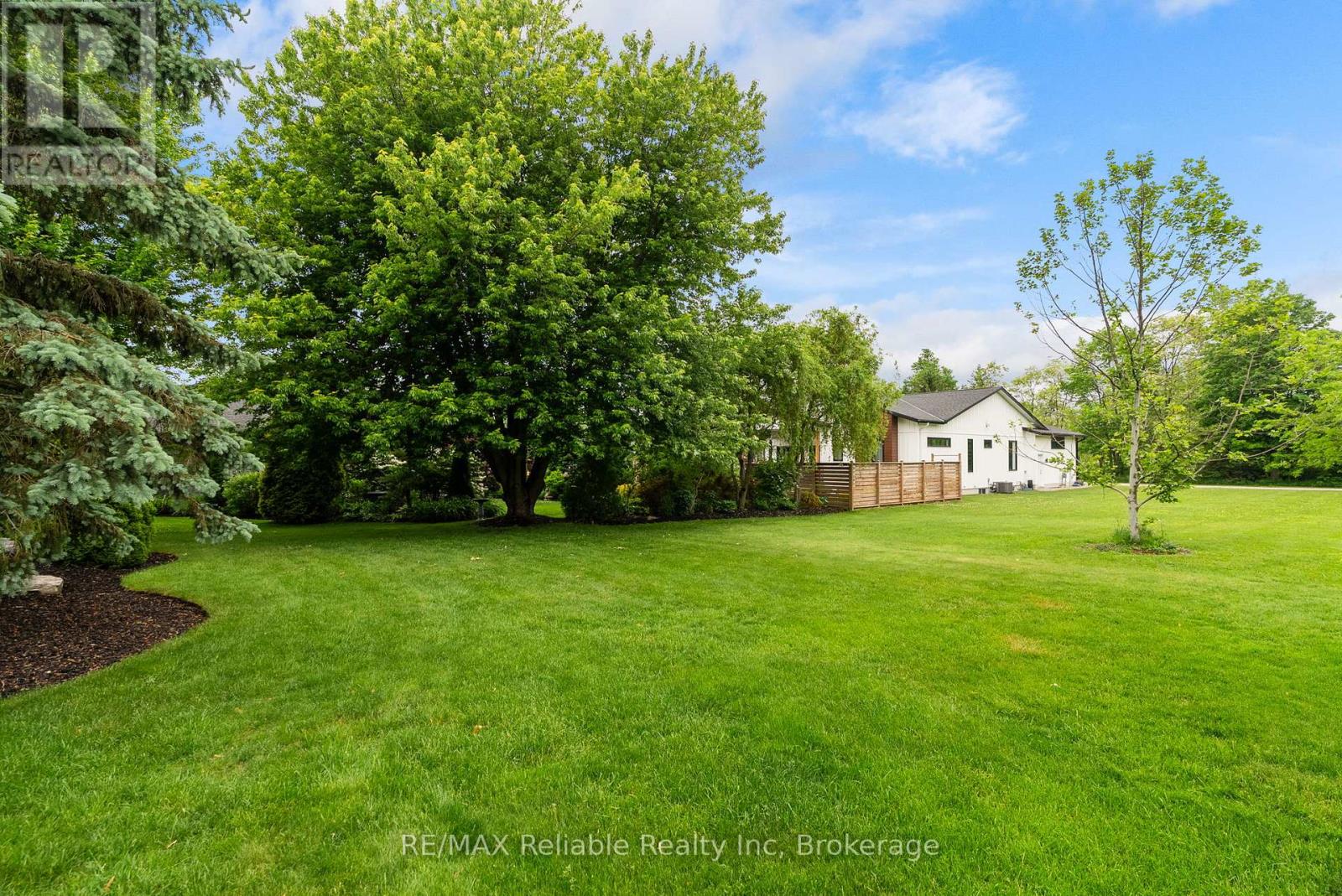 11 Harbour Court, Bluewater (Bayfield), Ontario  N0M 1G0 - Photo 46 - X13453476
