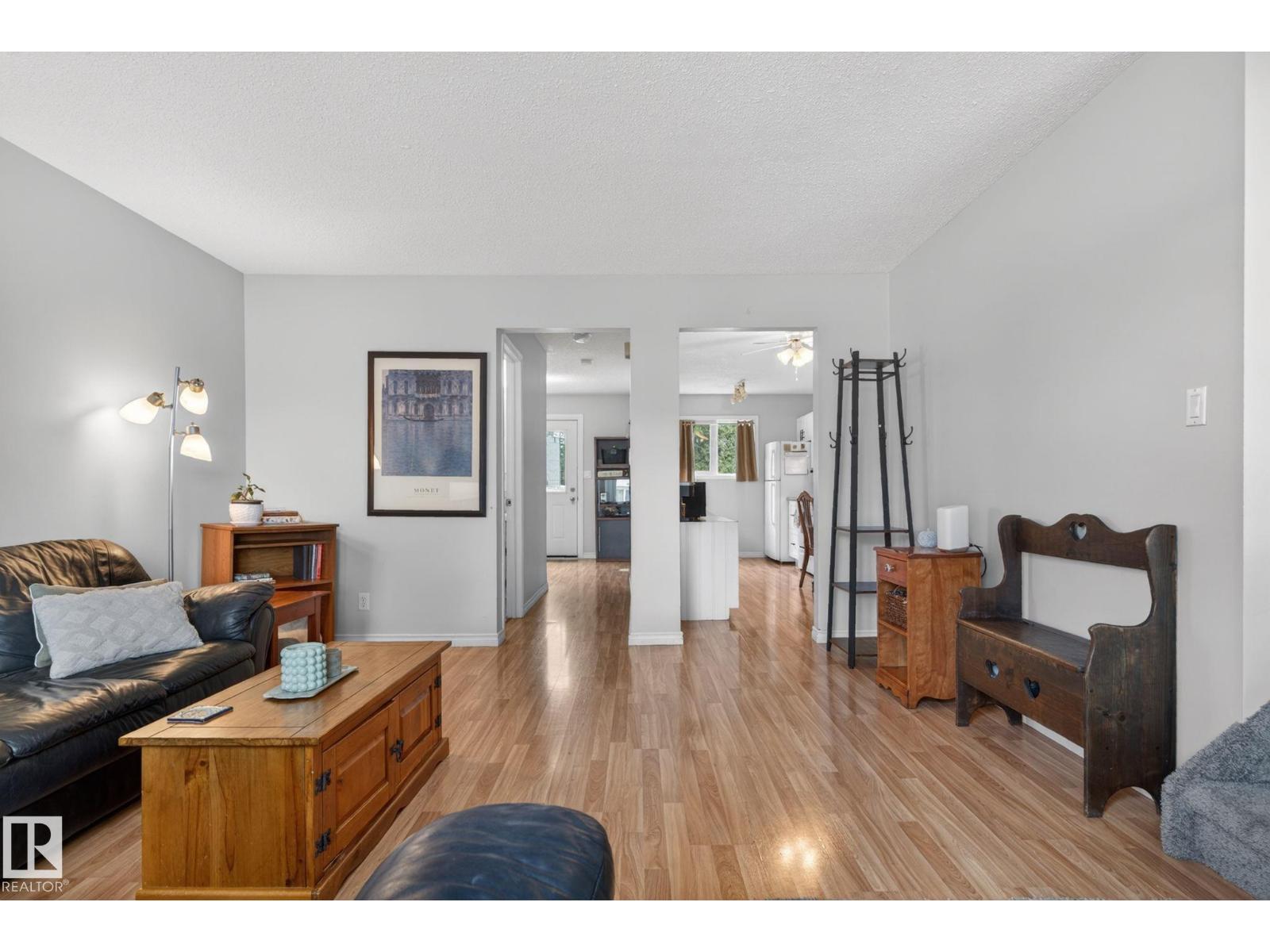 11339 22 Av Nw, Edmonton, Alberta  T6J 4V8 - Photo 5 - E4493985