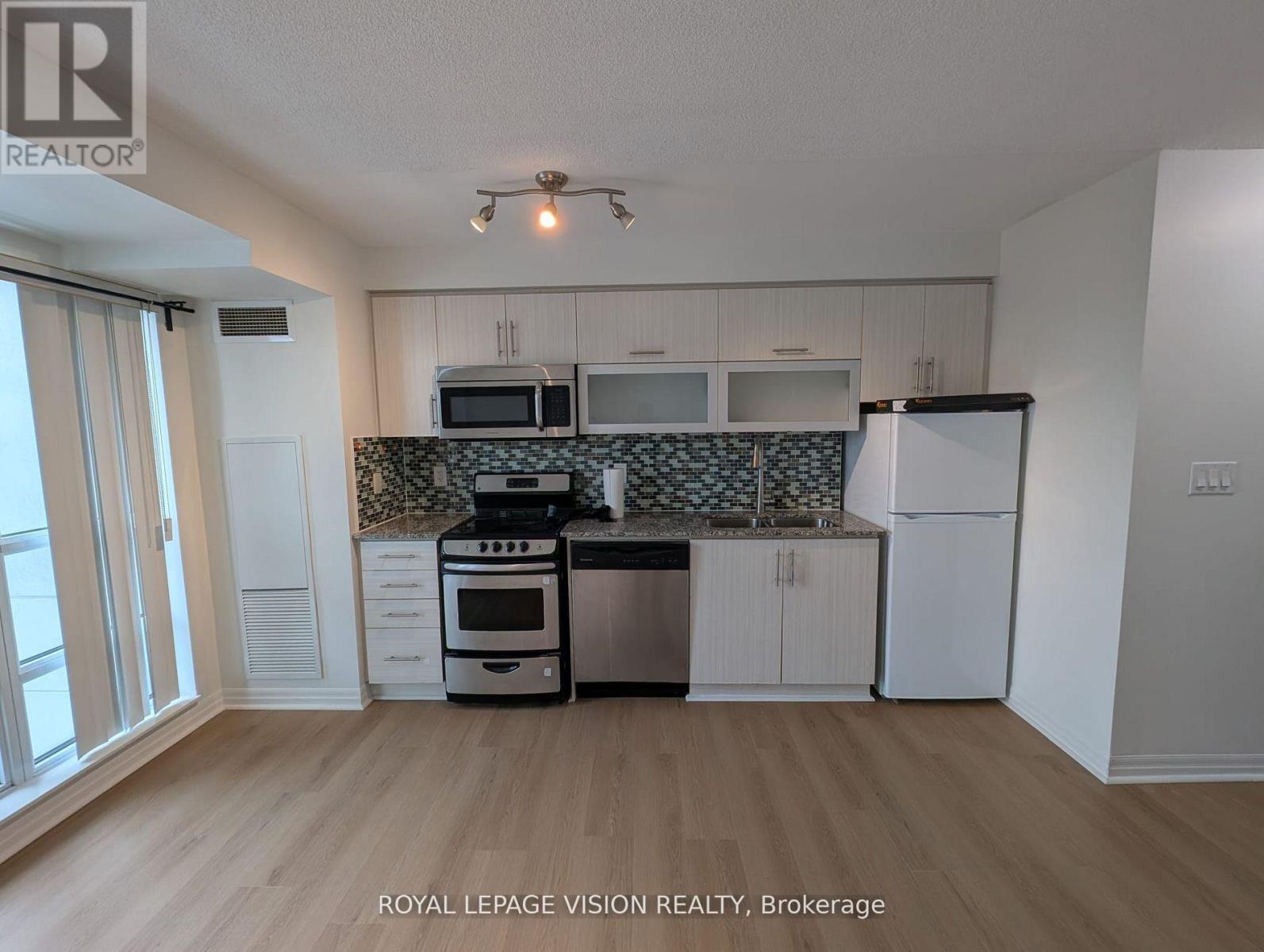1408 - 2015 Sheppard Avenue E, Toronto, Ontario  M2J 0B3 - Photo 8 - C13236644
