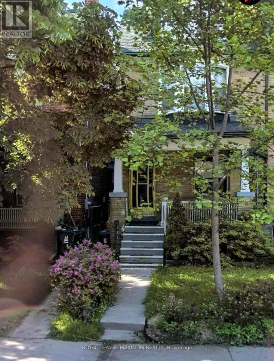 47 VERMONT AVENUE, Toronto, Ontario