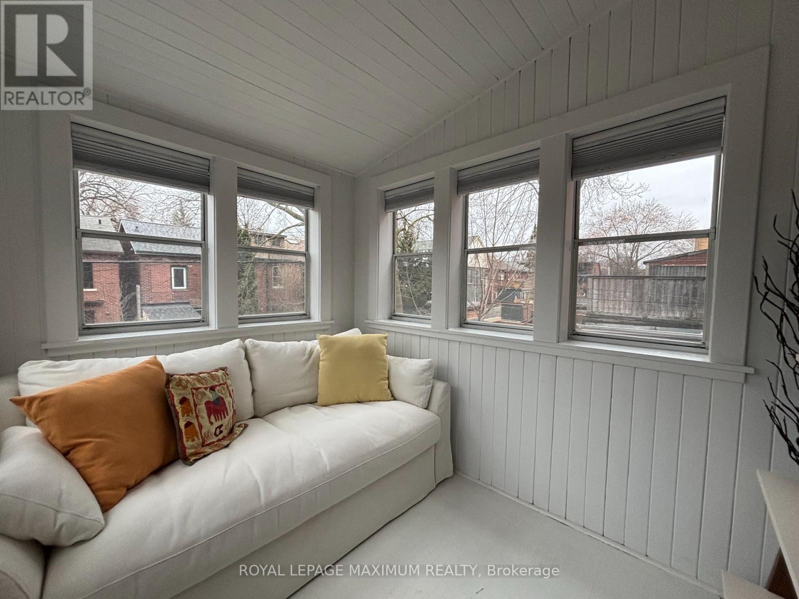 47 Vermont Avenue, Toronto, Ontario  M6G 2P6 - Photo 32 - C13453336
