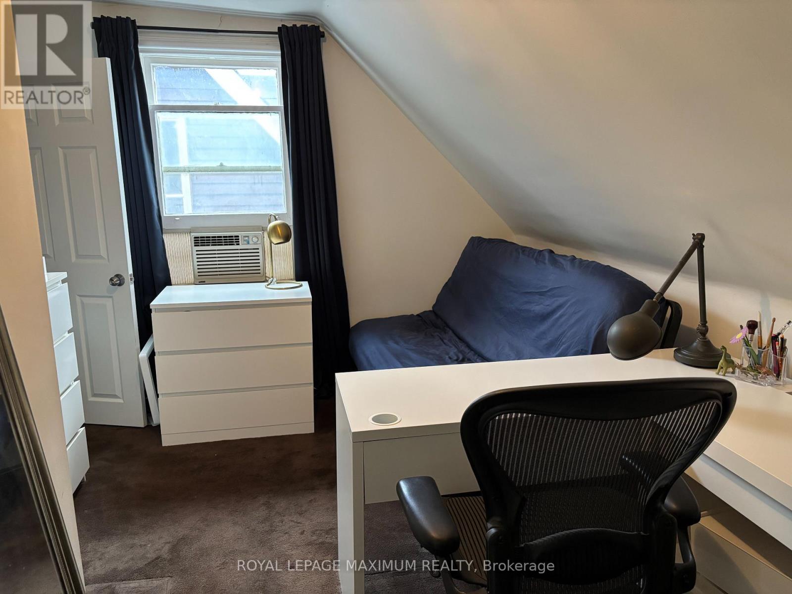 47 Vermont Avenue, Toronto, Ontario  M6G 2P6 - Photo 38 - C13453336