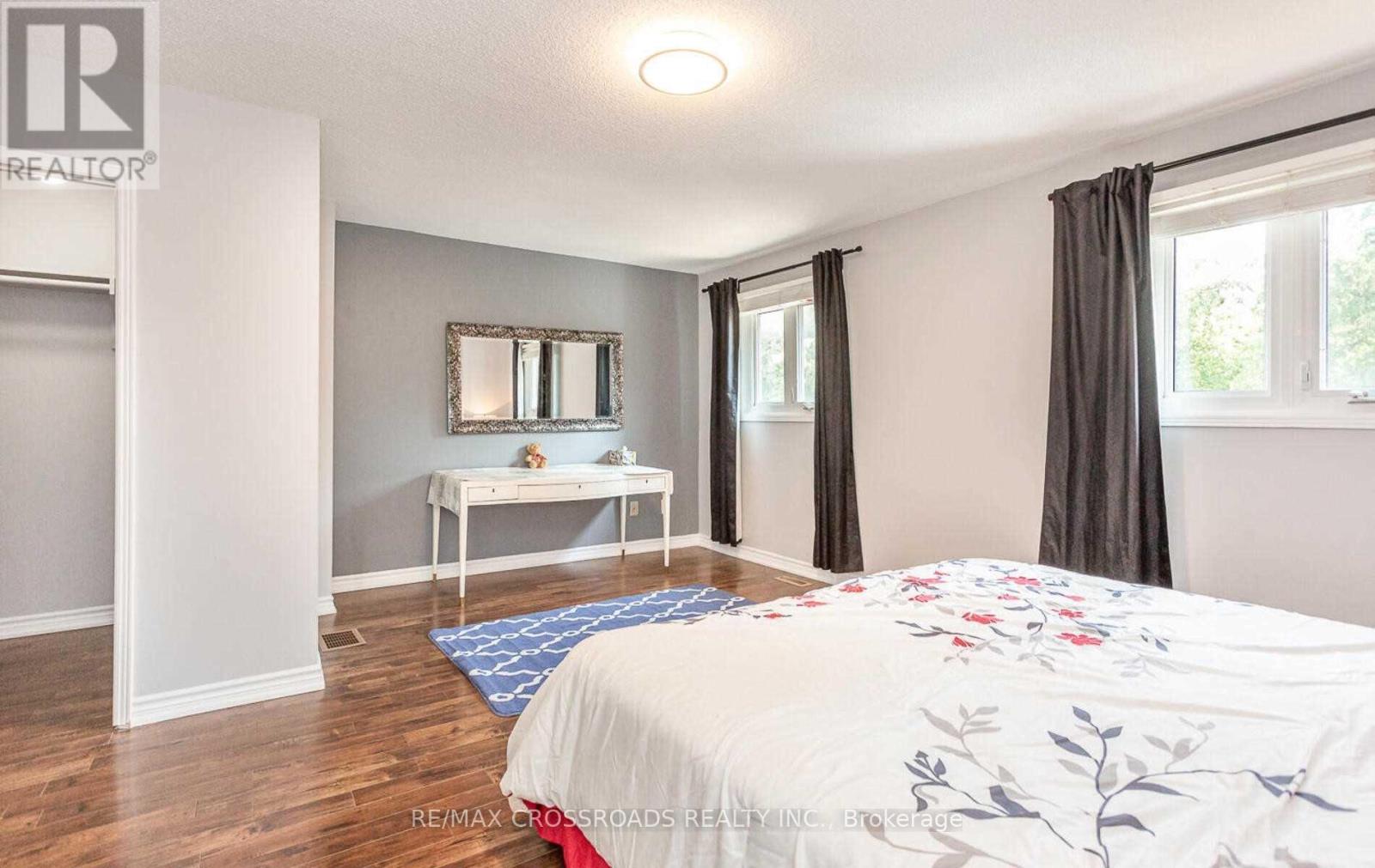 5041 Rundle Court, Mississauga, Ontario  L5M 4A4 - Photo 14 - W13451062
