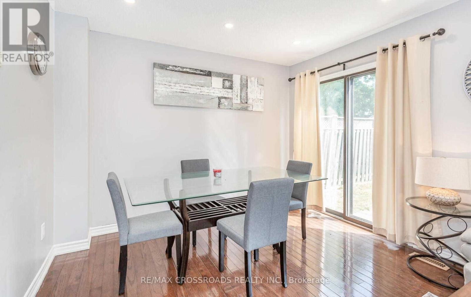 5041 Rundle Court, Mississauga, Ontario  L5M 4A4 - Photo 6 - W13451062