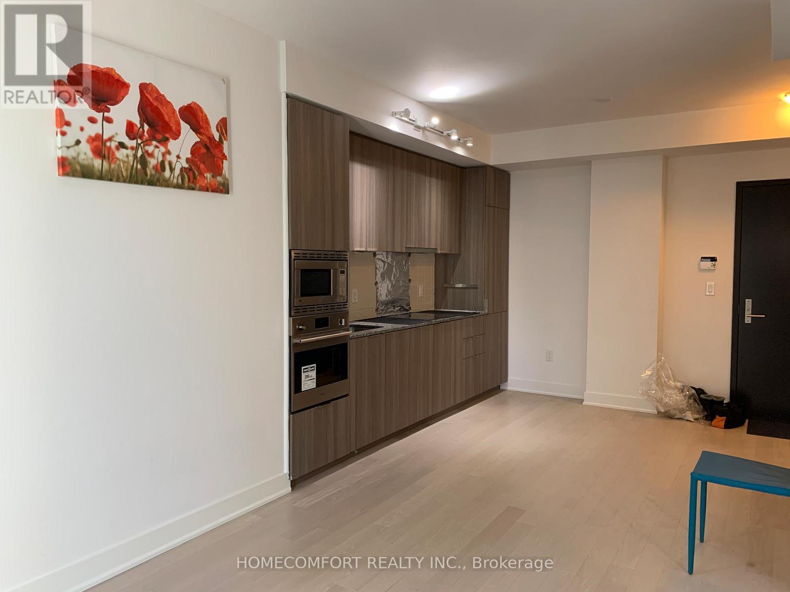 205 - 955 Bay Street, Toronto, Ontario  M5S 0C6 - Photo 3 - C13453436
