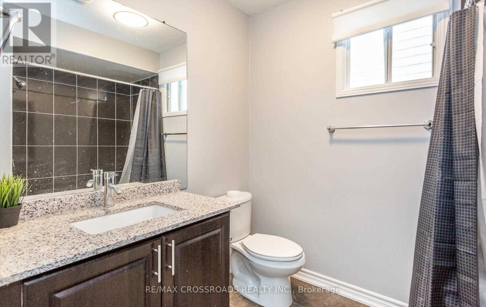 5041 Rundle Court, Mississauga, Ontario  L5M 4A4 - Photo 17 - W13451062